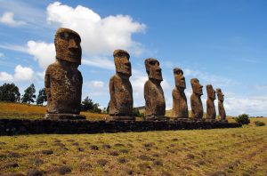 ahu-akivi-7-moai-statues-close-up